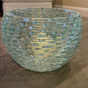 Glass bowl